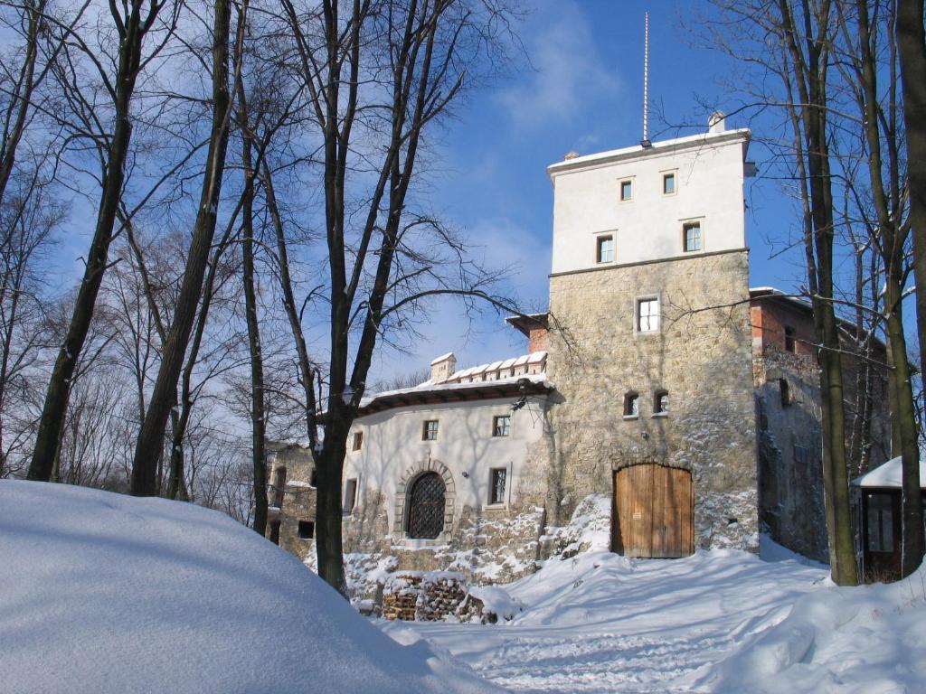 Villa Zamek Korzkiew Exterior foto